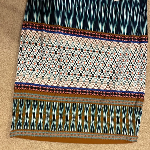 Kelly and Diane size 14 - Picture 2 of 5